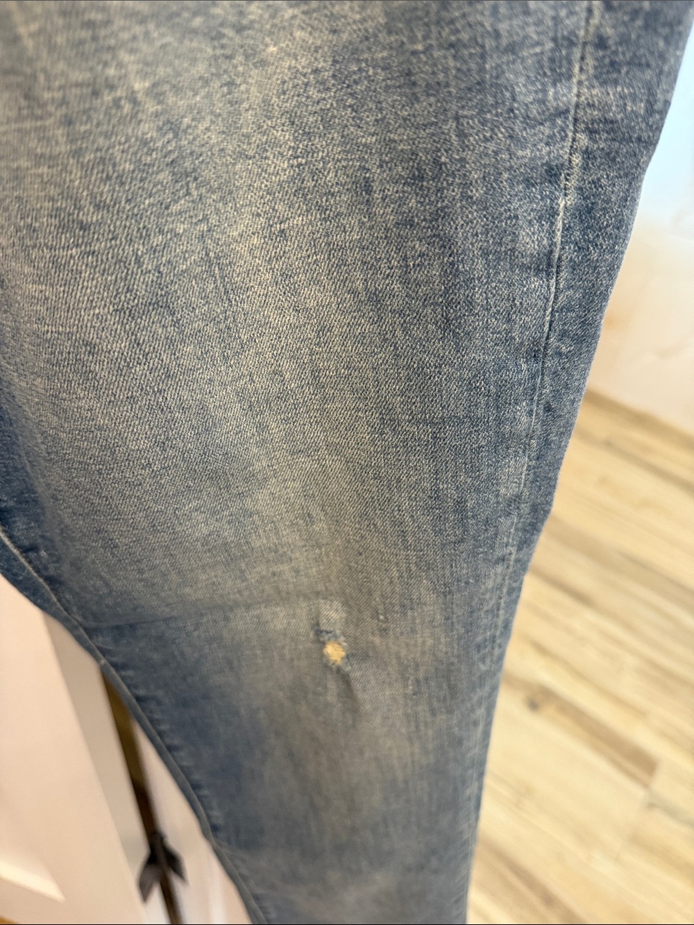 Oliver Logan Women's Washed Blue Boyfriend Jeans - Relaxed Fit - Picture 4 of 5